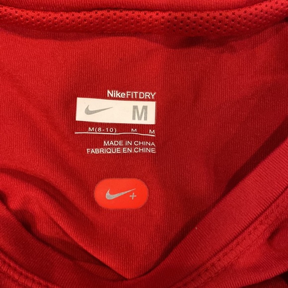 Nike FitDry. Red. Size: M. Wore a few times. - Picture 6 of 8